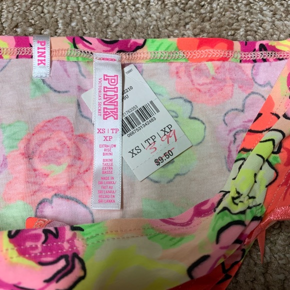 NWT VS Pink Underwear - Picture 3 of 3